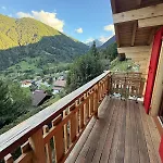 Opalpin & Spa, Vue Montagne Et Jacuzzi Chalet