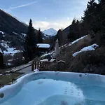 Opalpin & Spa, Vue Montagne Et Jacuzzi