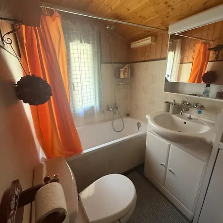Domek alpejski Opalpin & Spa, Vue Montagne Et Jacuzzi *
