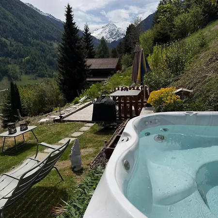 Opalpin & Spa, Vue Montagne Et Jacuzzi